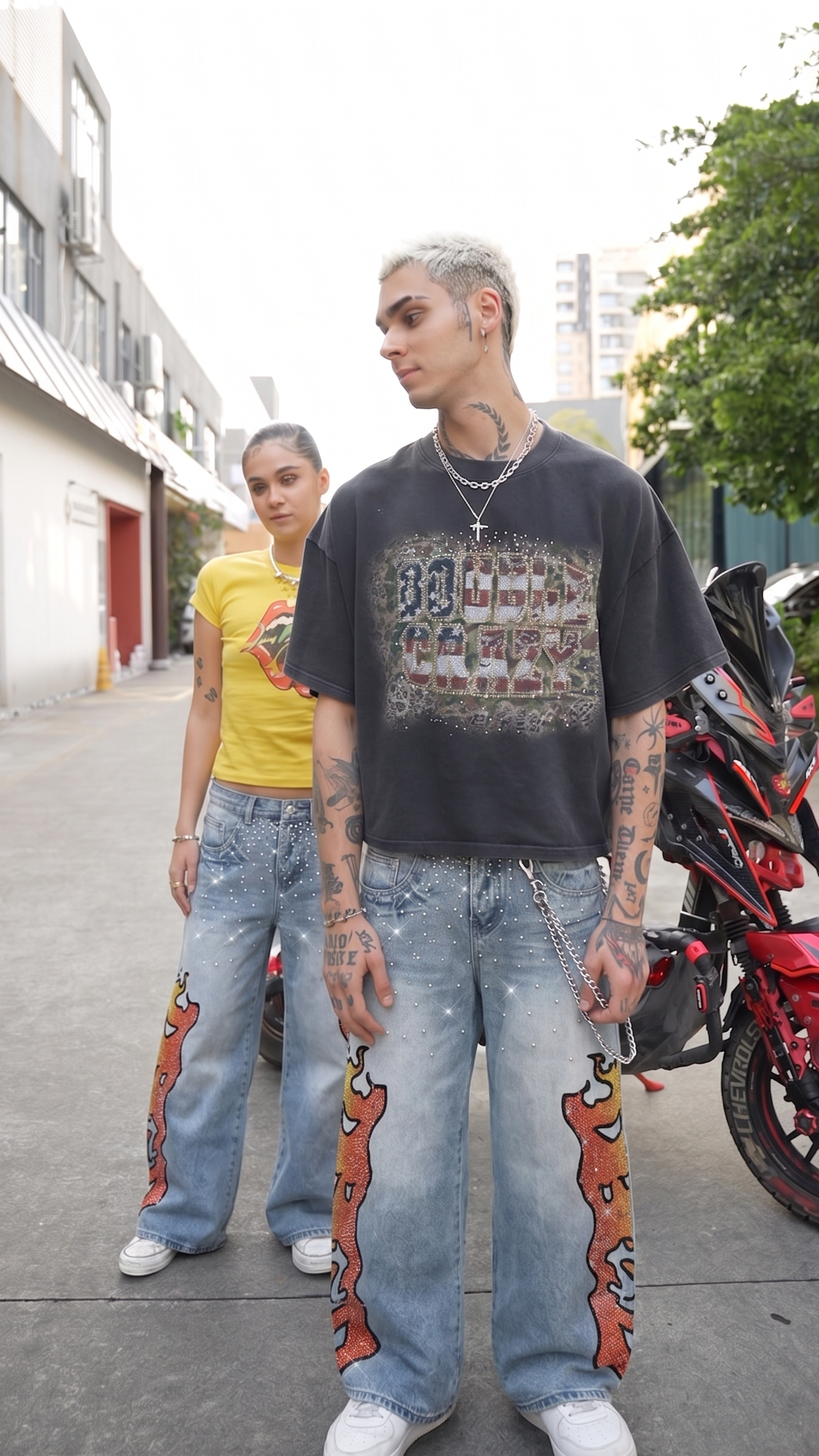 What to Wear with Statement Pants