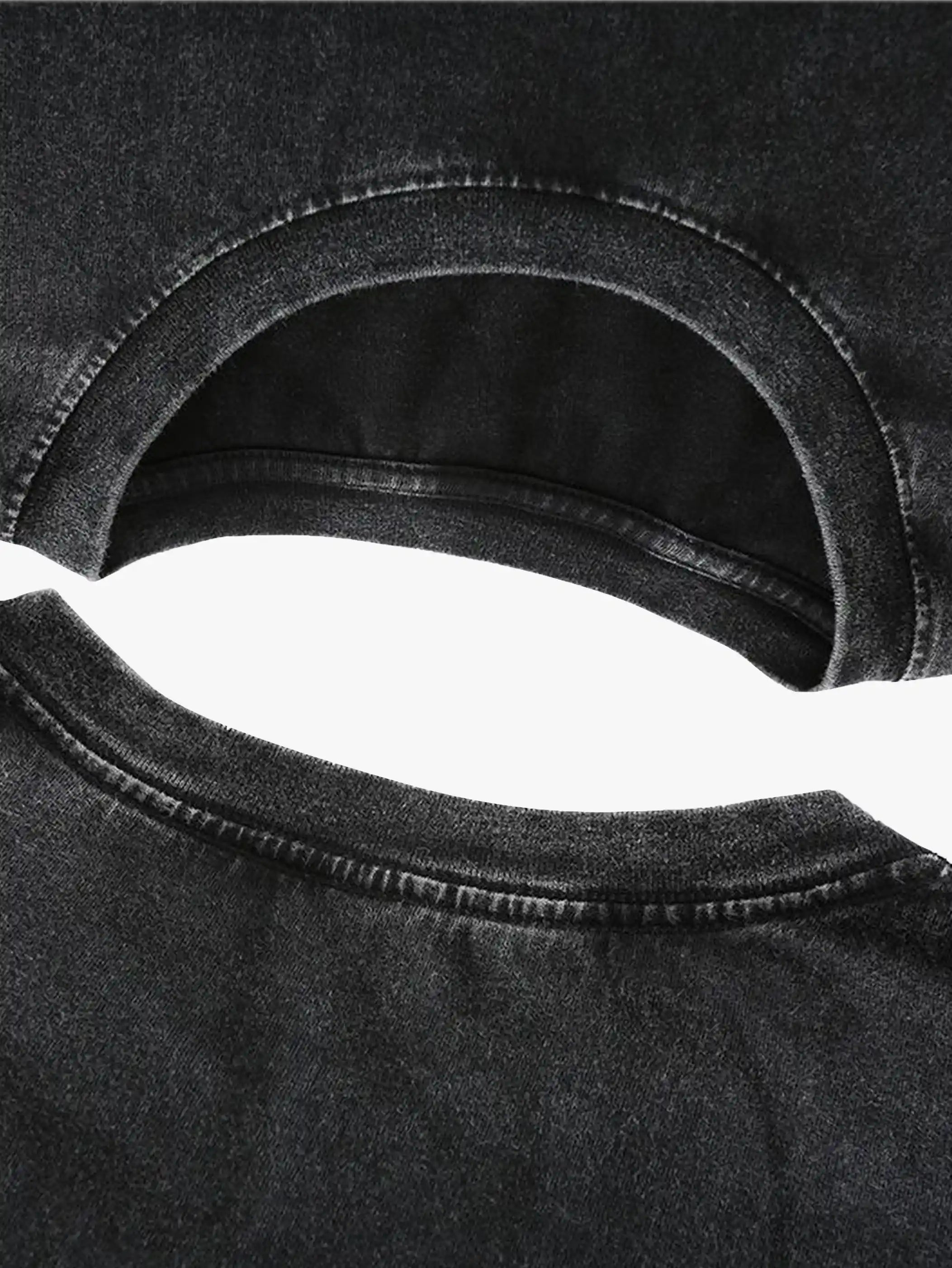 T-shirt vintage noir et blanc avec motif ange et démon de flamme