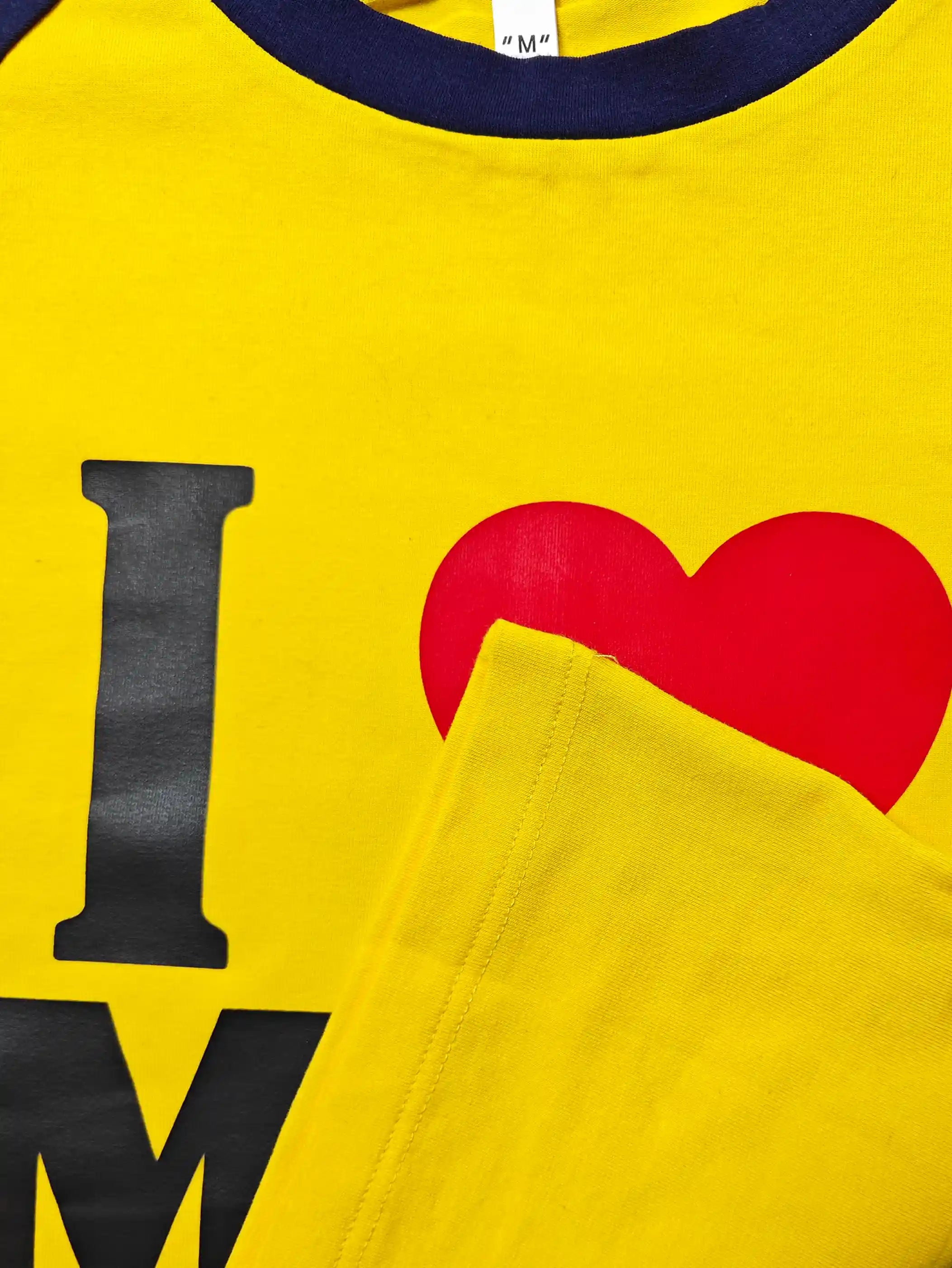 Fun and Energetic 'I Love Mex' Contrast T-Shirt -045
