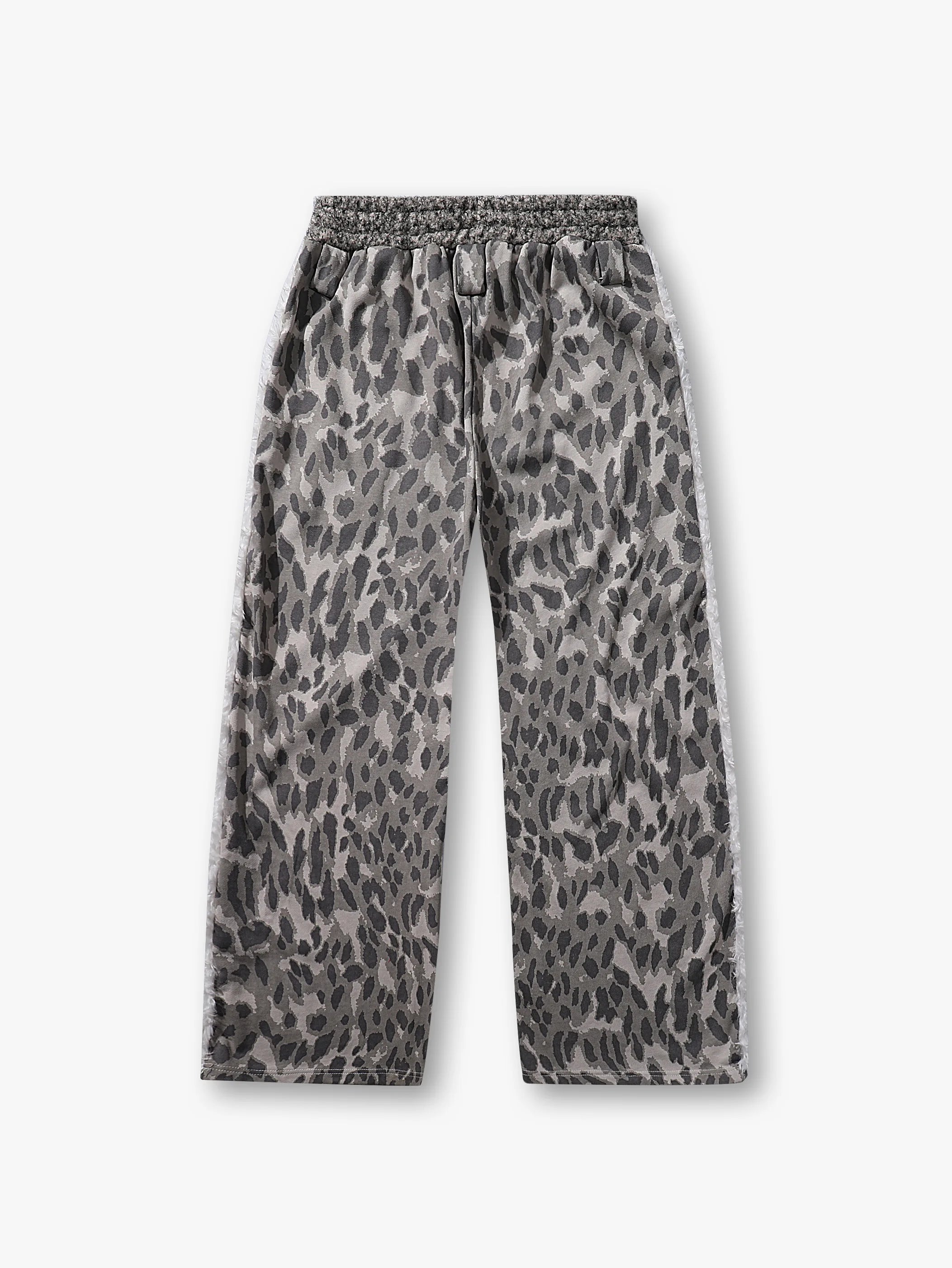 Pantalon large à imprimé léopard gris avec détails latéraux texturés et effilochés, ceinture élastique