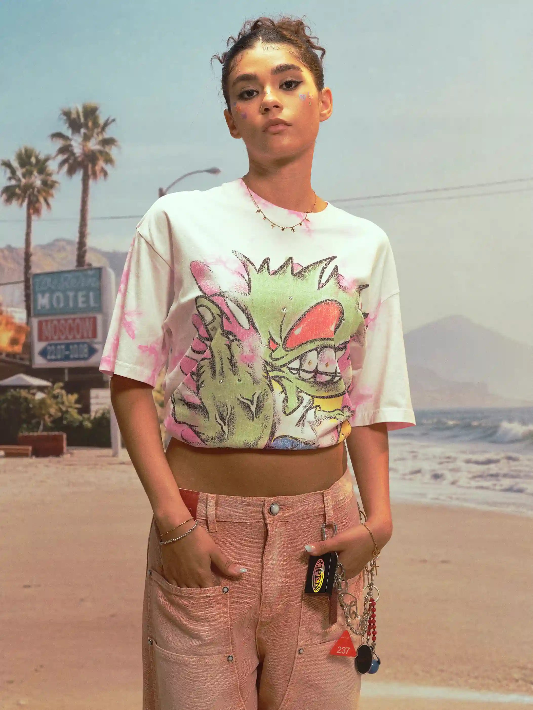 T-shirt graphique tie-dye Edgy Bling-484