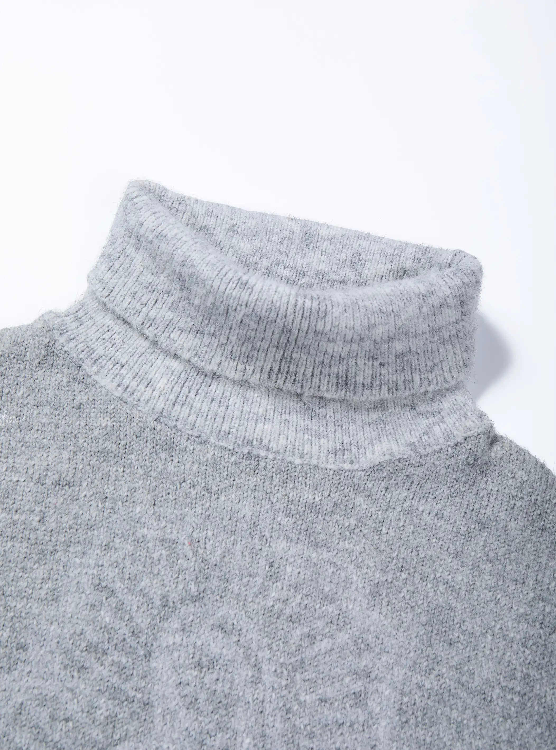 Halo Bloom sweater-393