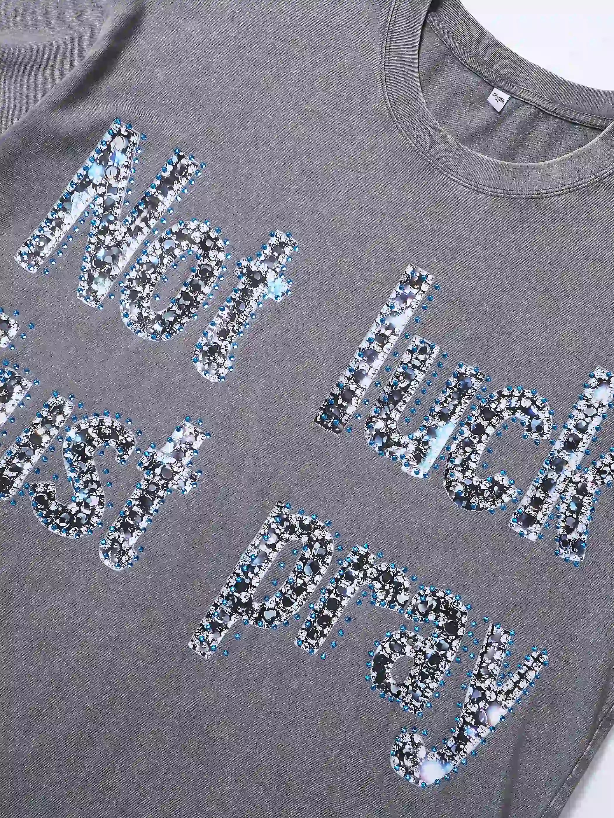 Camiseta con estampado de grafiti diamante brillante-069T