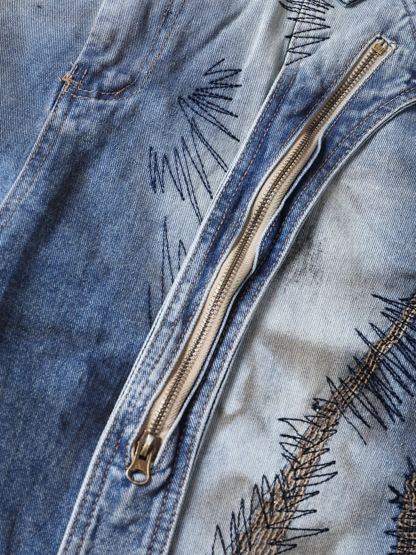 Hot Sale Streetwear Fashion Artistic Distressed Wide-Leg Denim Jeans with Zipper - S133