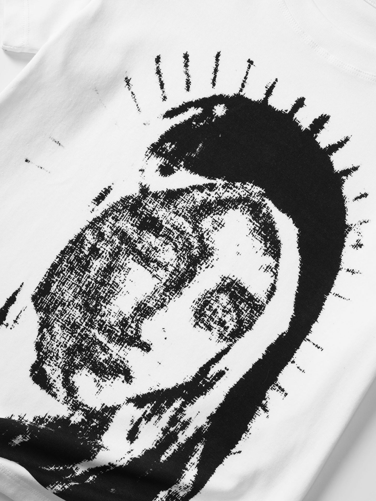 Streetstyle Women Graphic Tee with Virgin Mary Print Religious Art Black and White Unisex Fashion - 140