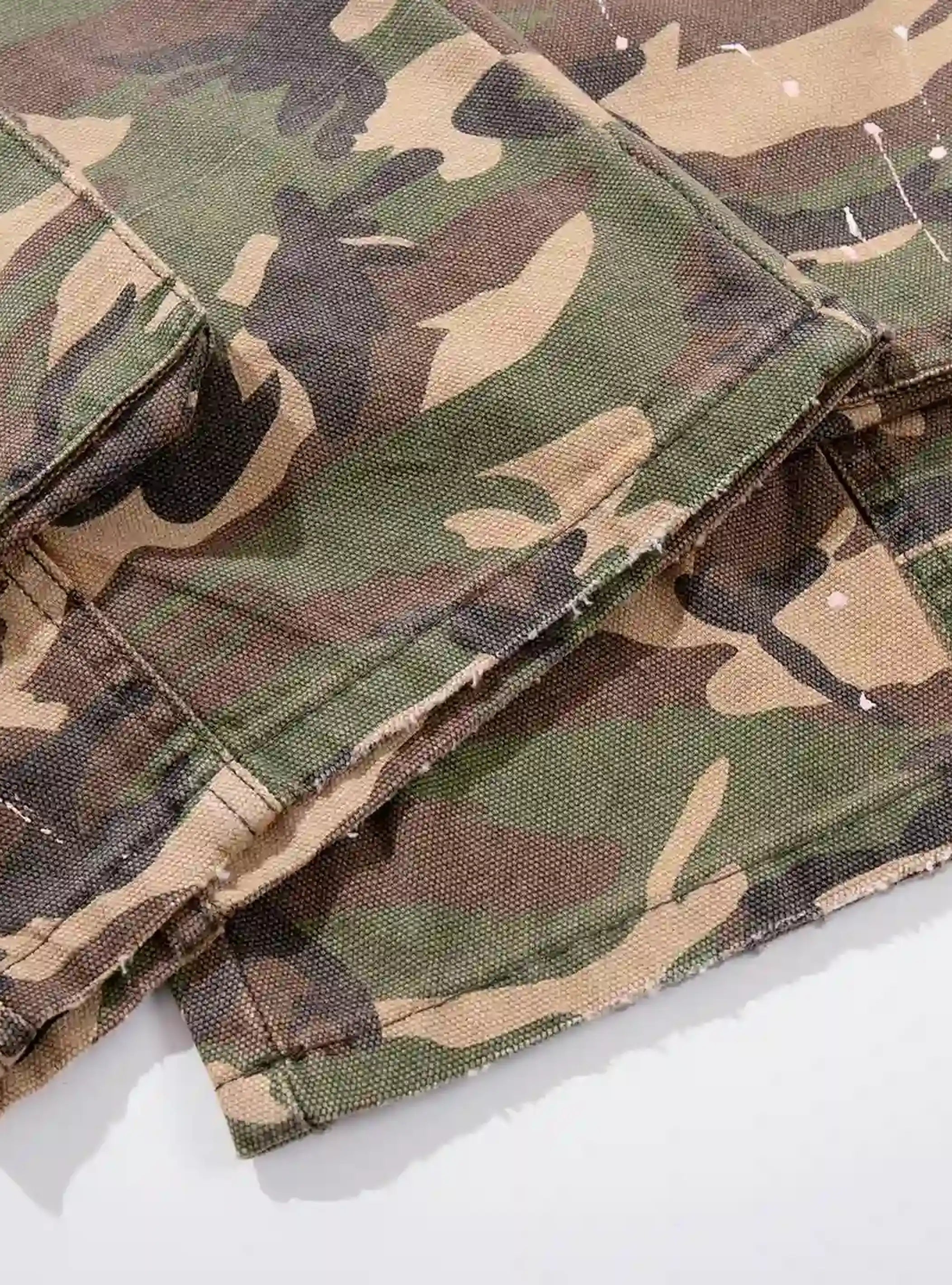 Multi-Pocket Camo Graphic Cargo-S1198