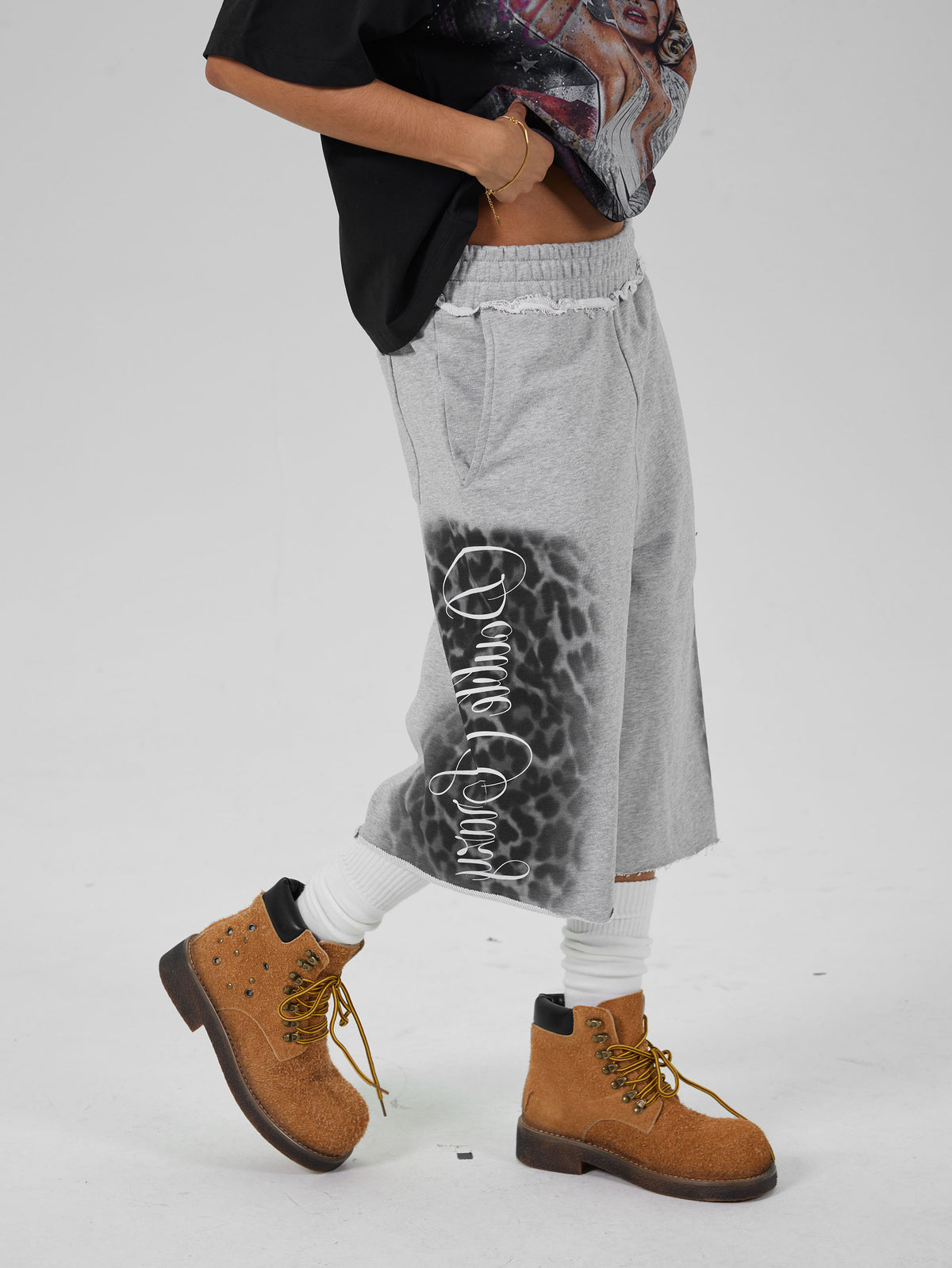 Pantalones cortos holgados con estampado de leopardo envejecido-623