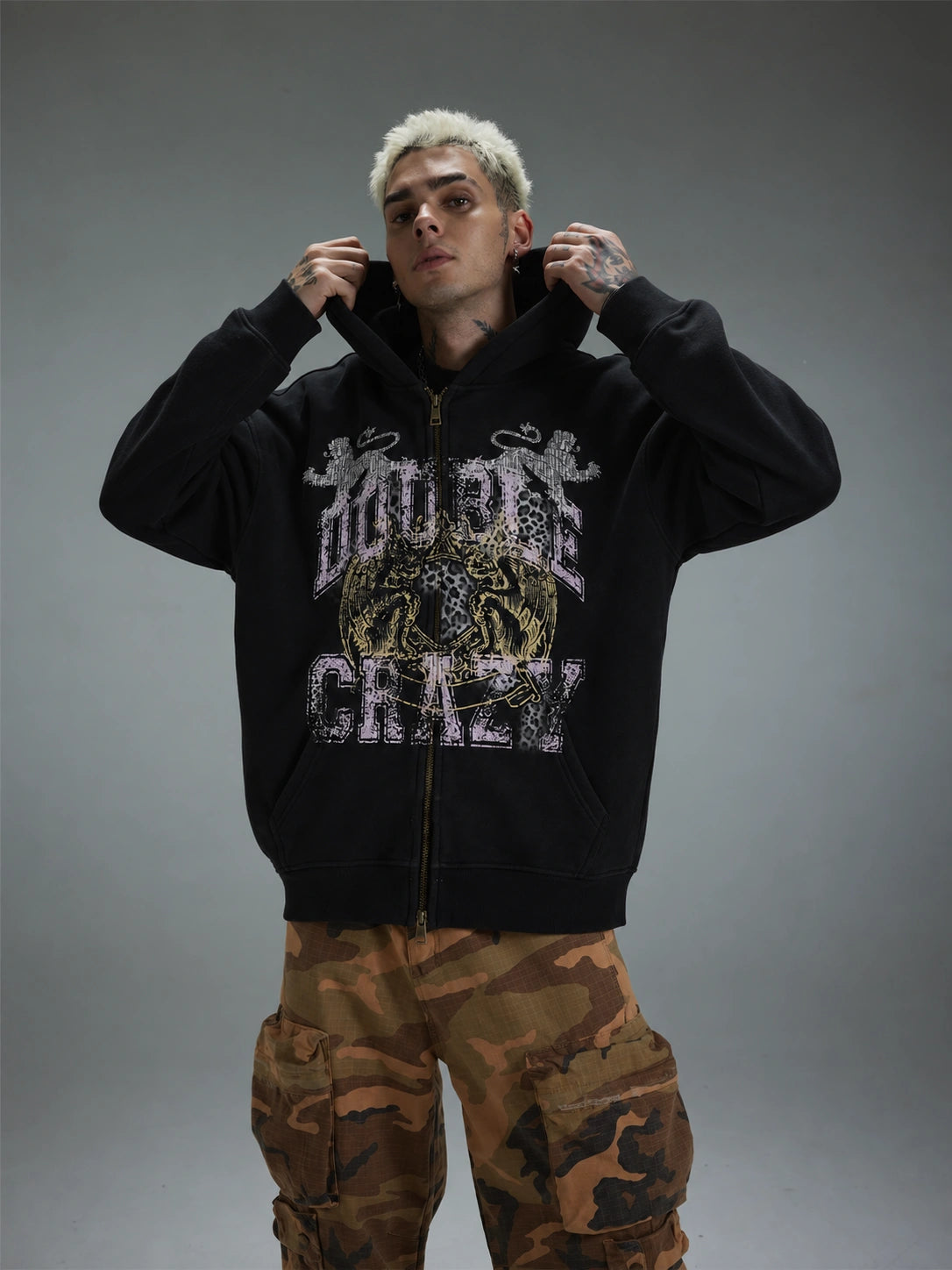 Sweat à capuche zippé à motif léopard délavé-752