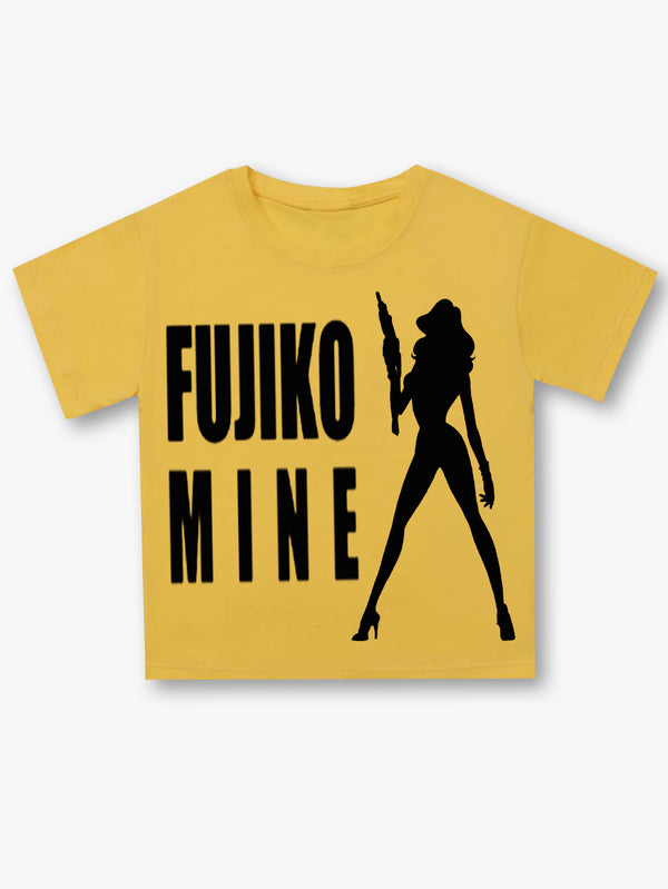 Camiseta amarilla de estilo moderno con diseño gráfico y silueta de Fujiko Mine