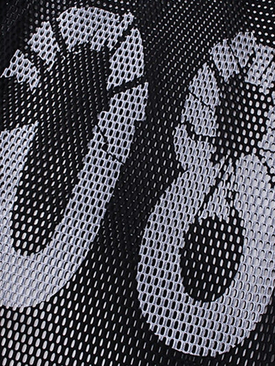 Hauts à manches longues en maille blanche et noire avec chiffres graphiques audacieux - Look sportif et avant-gardiste