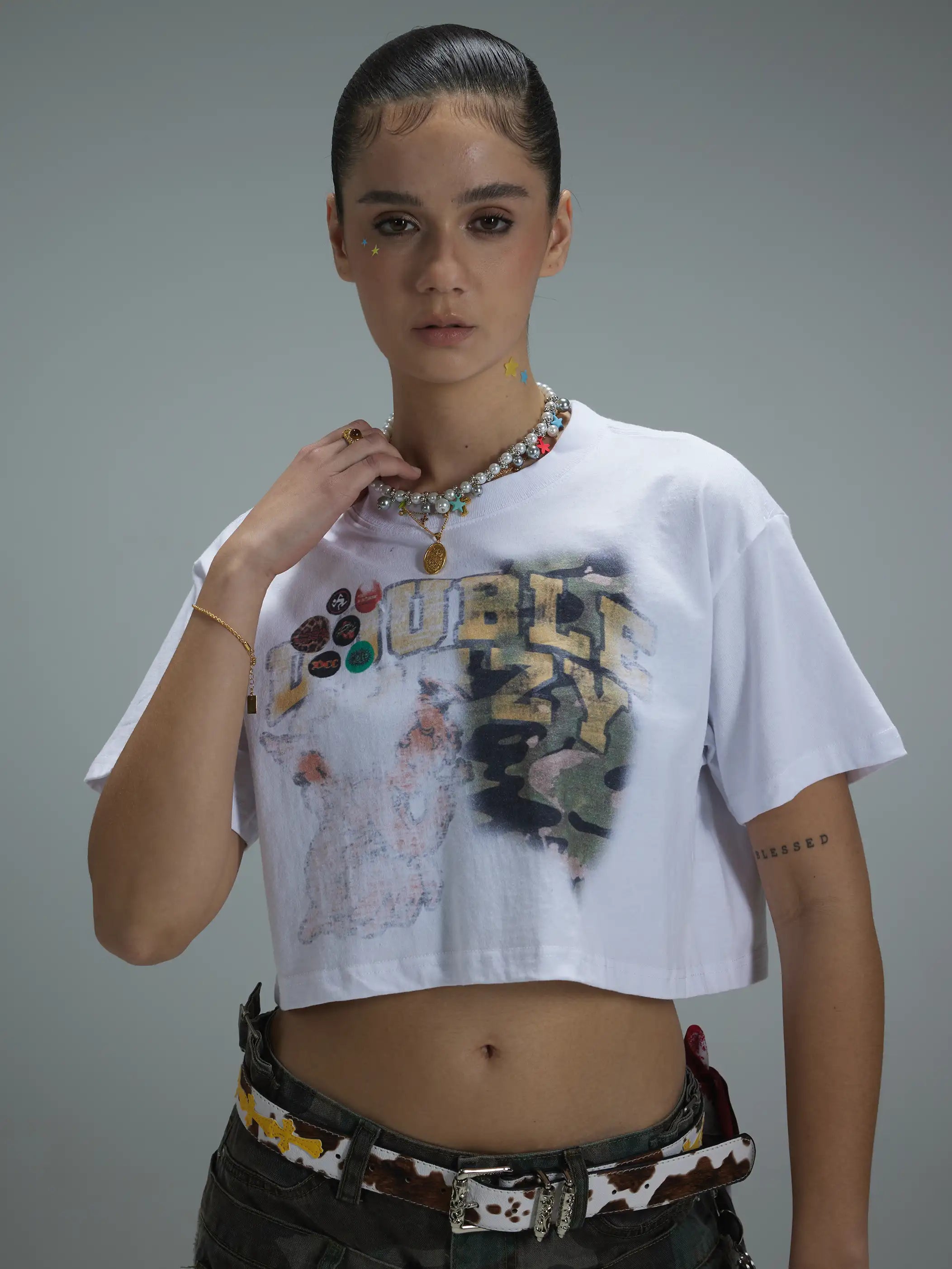 Acid Washed Boxy Graphic Crop Tee-437