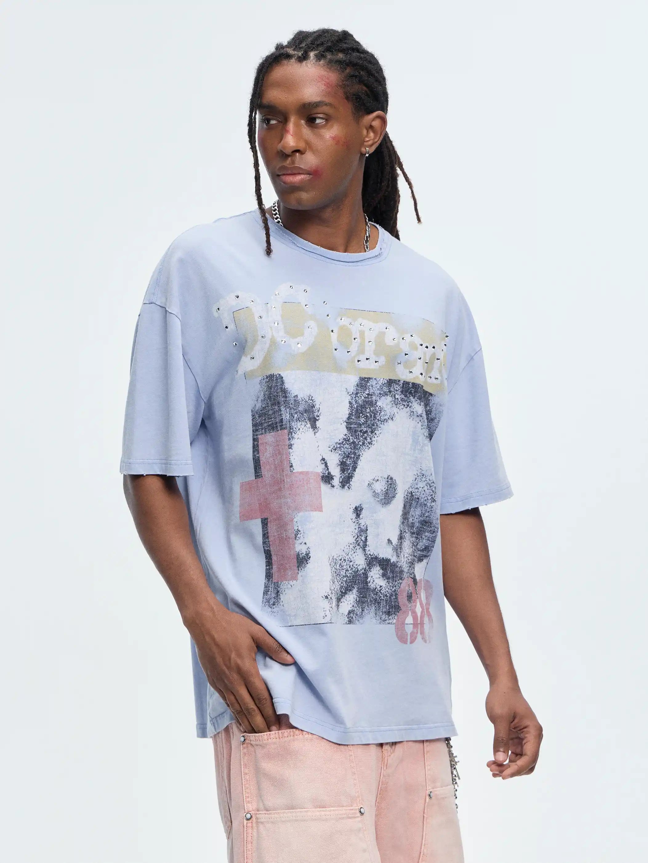 T-shirt vintage croix orné de pierres (style grunge) - 462
