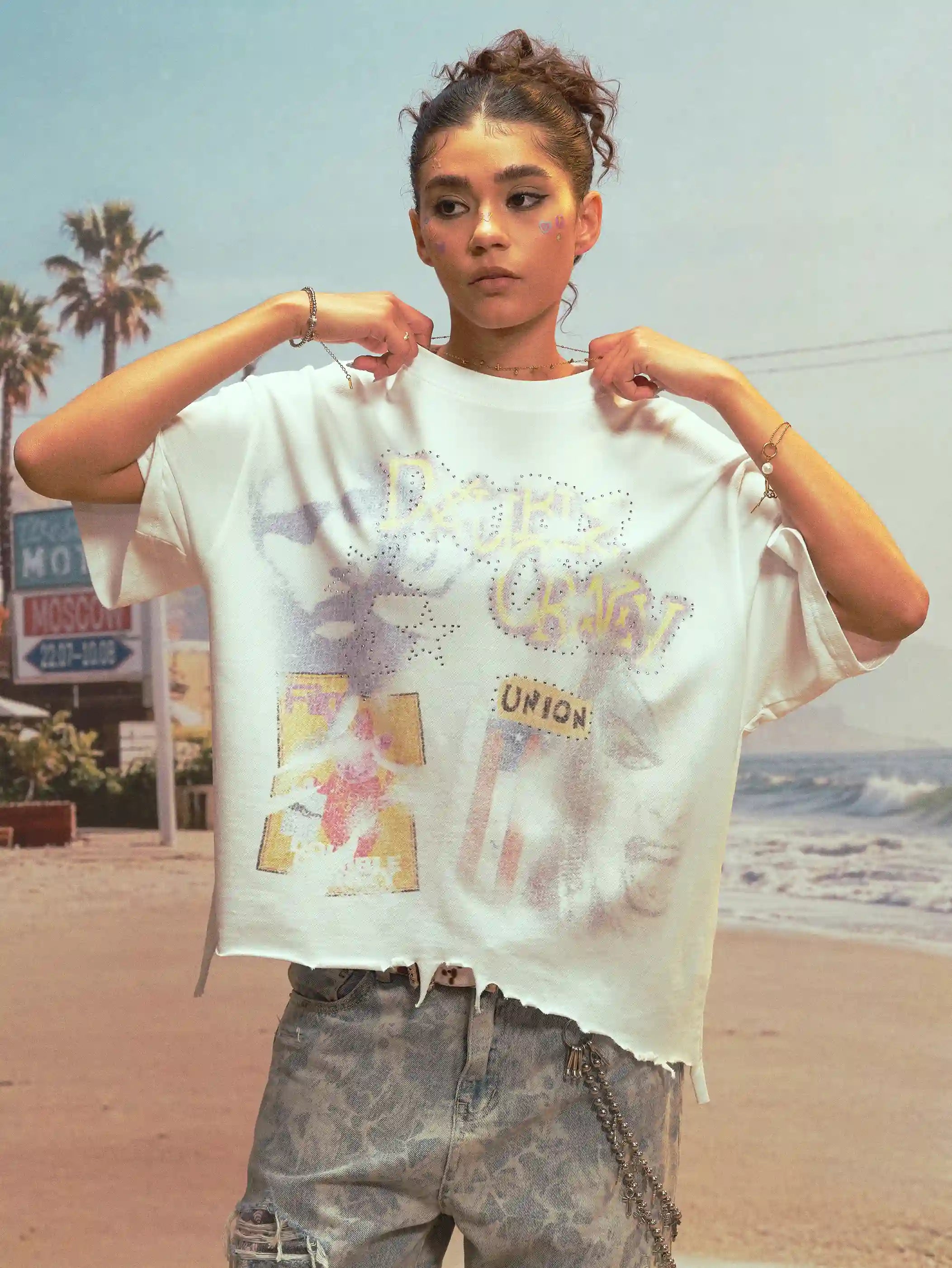 T-shirt avec ourlet déchiré rétro collage-471T