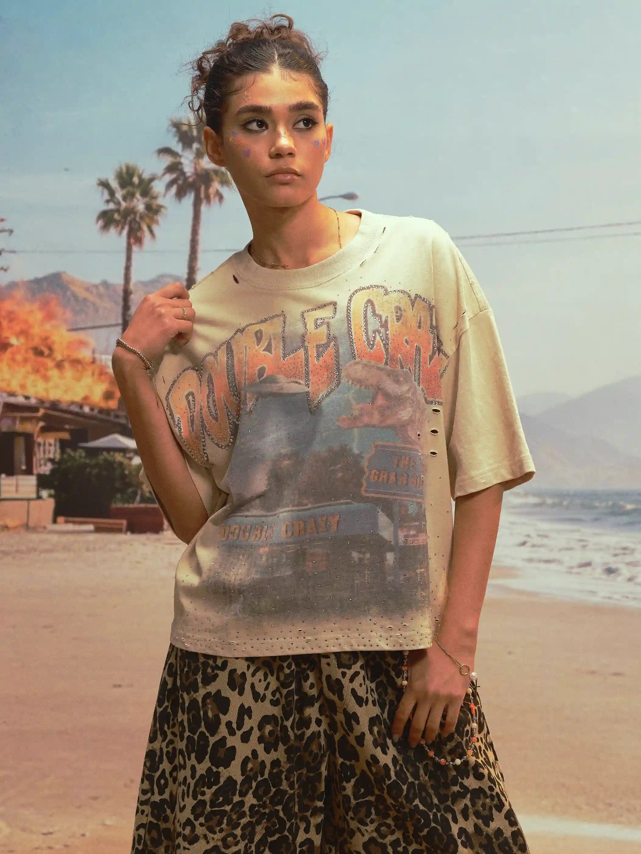 Sci-fi Dinosaur Vintage Bling Tee-538