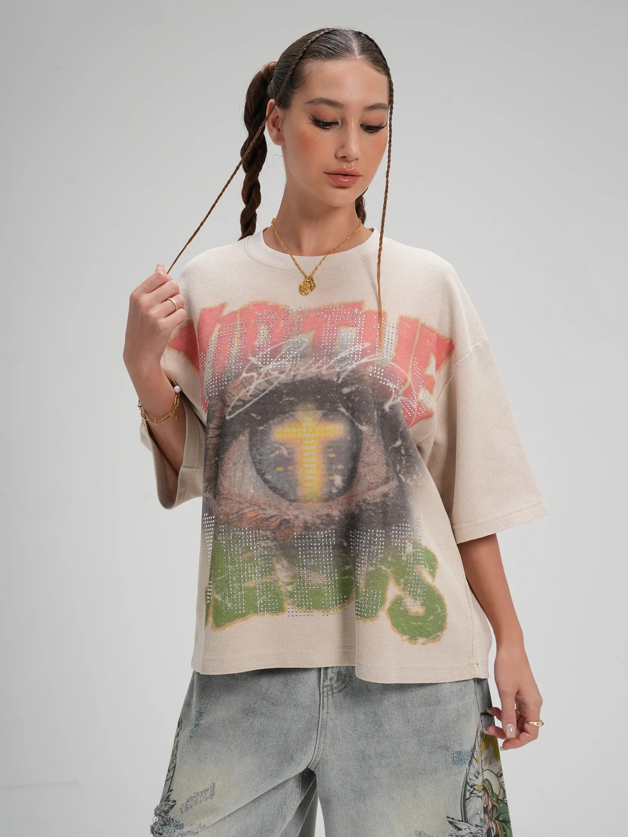 Camiseta Gofrada con Diamantes de Imitación y Ojo Turco-562