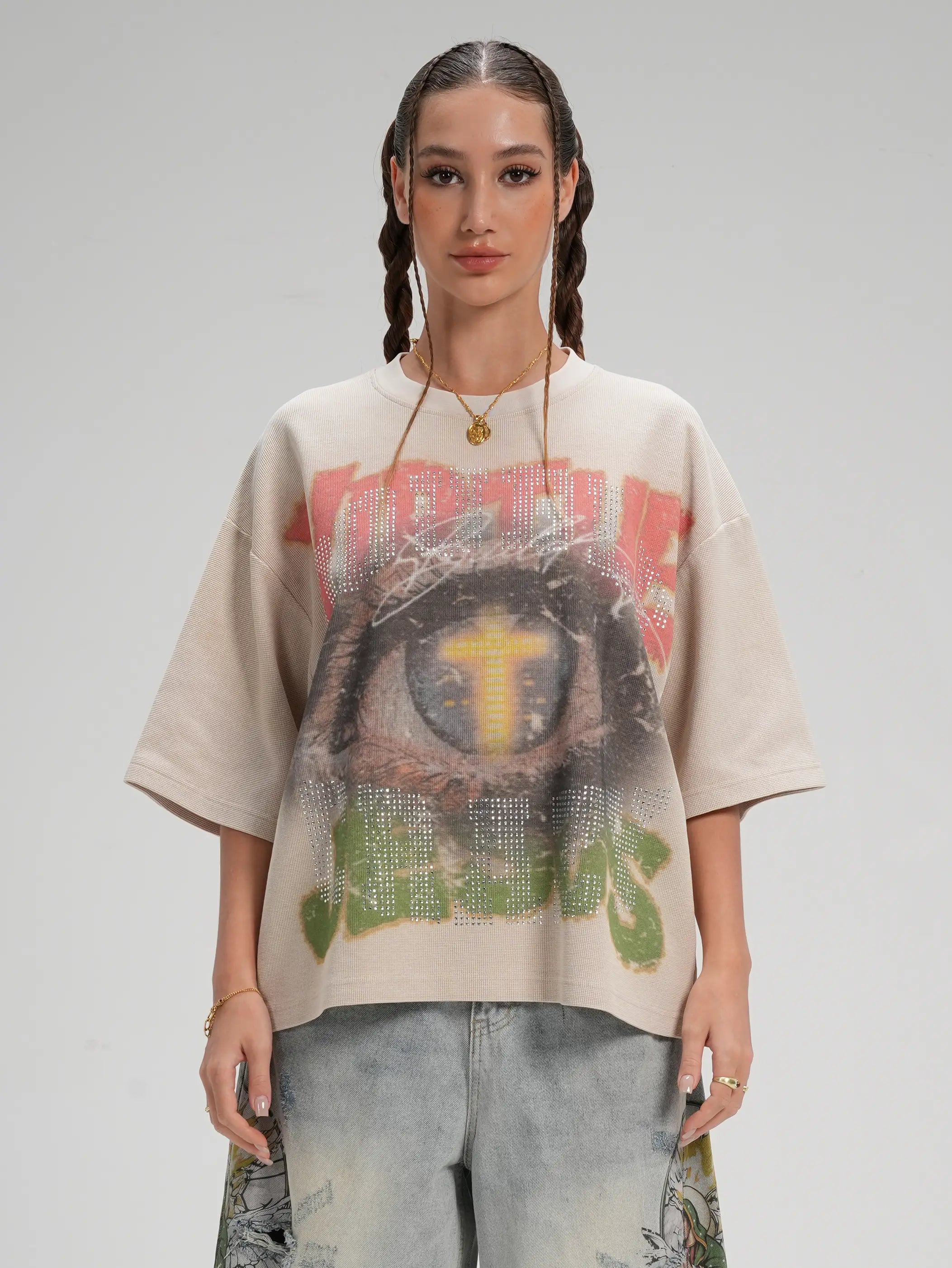 Camiseta Gofrada con Diamantes de Imitación y Ojo Turco-562