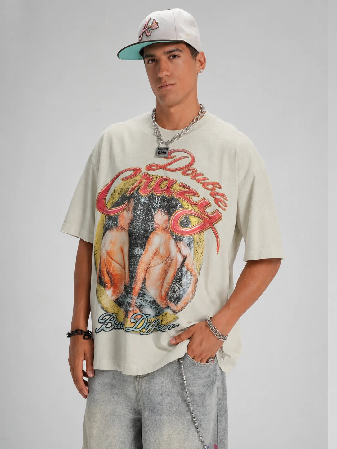 Camiseta holgada con póster de R&B desgastado de los 90-619