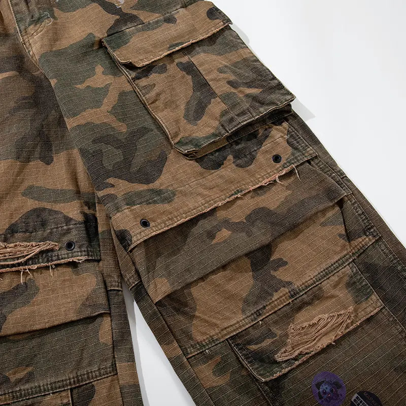 Pantalon cargo déchiqueté à badge camouflage-S1233