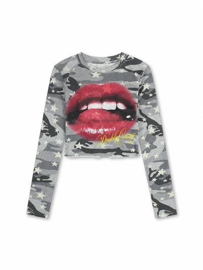 Baddie glossy lip tight top front view DoubleCrazy