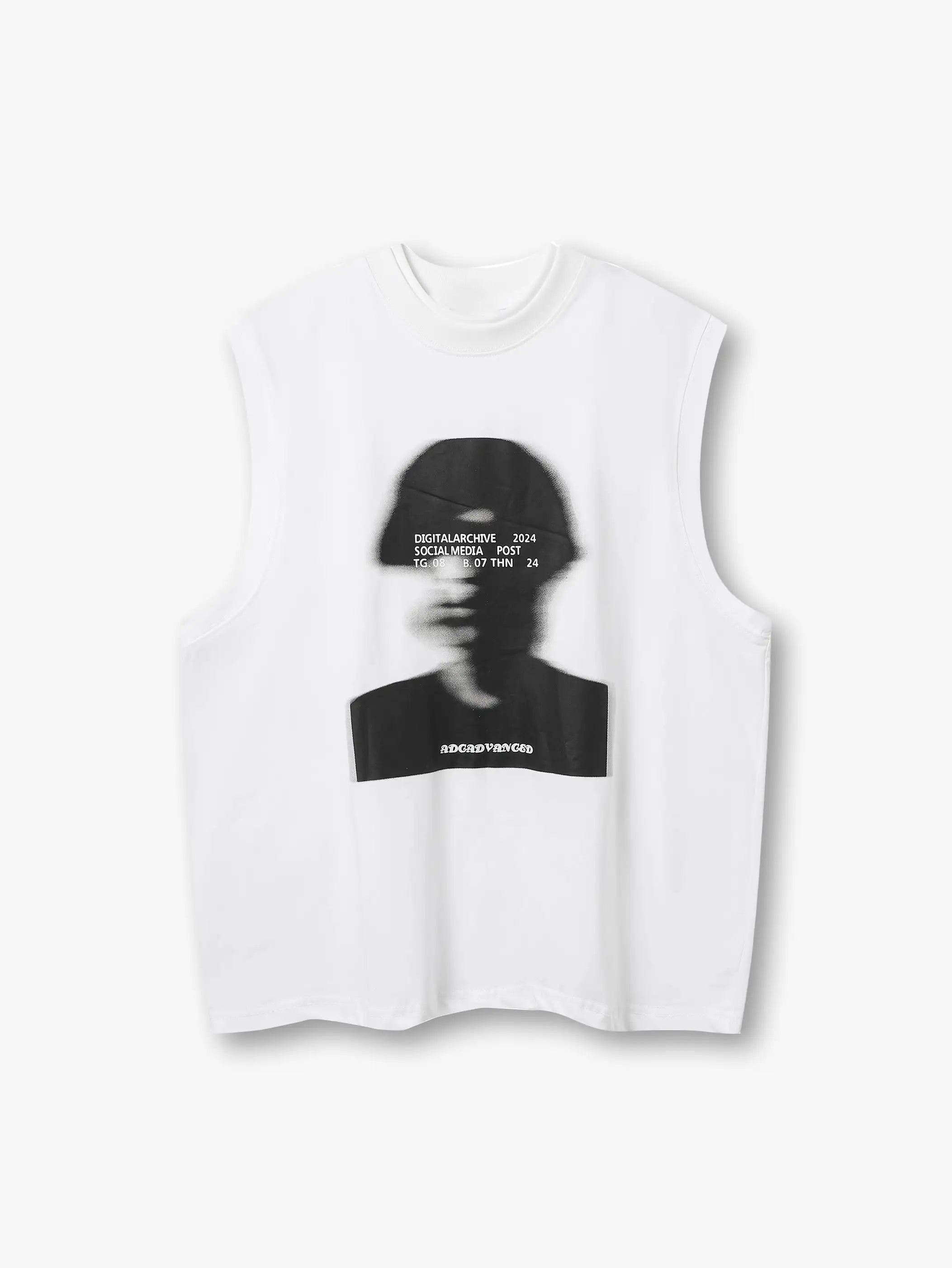 Blurred Image Vest-S1100