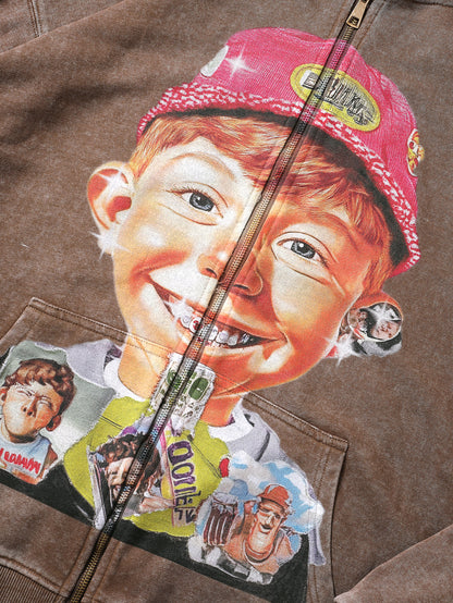 Sudadera retro marrón con dibujo de niño y estampado gráfico