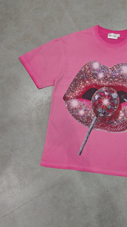 T-shirt graphique à lèvres roses pailletées et à imprimé sucette scintillante